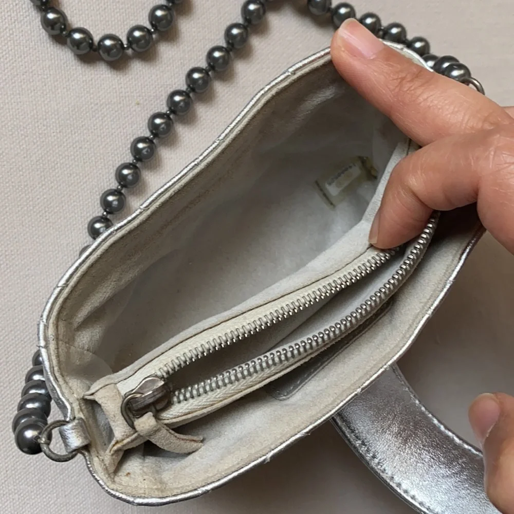 Chanel quilted lambskin mini pearl chain crossbody card case coin purse - Picture 10 of 11